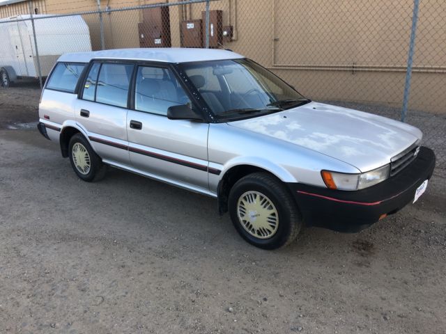 1990 Toyota Corolla DE Wagon 5-Door