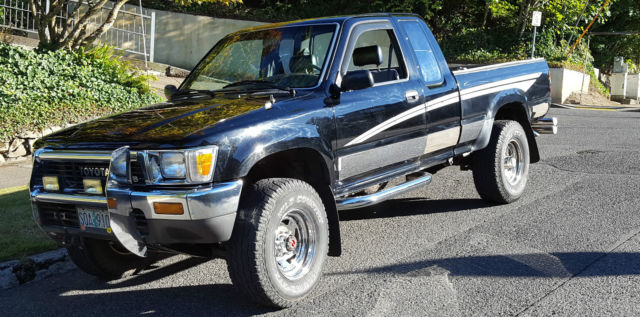 1990 Toyota TACOMA EXTENDED CAB EXTENDED BED DELUXE 4WD DELUX