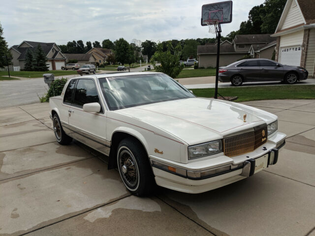 1990 Cadillac Eldorado Gold