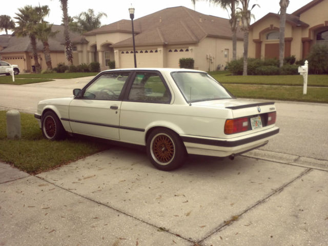 1991 BMW 3-Series 318is