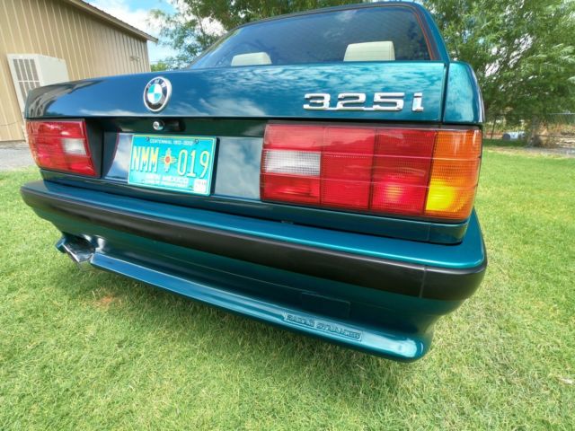 1991 BMW 3-Series 325is Coupe 48k Racing Dynamics trim