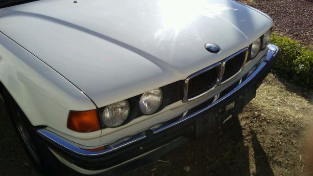 1991 BMW 7-Series White