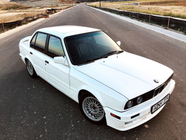 1991 BMW 3-Series M-Technic2