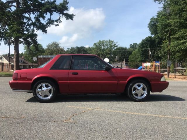 1991 Ford Mustang LX Coupe