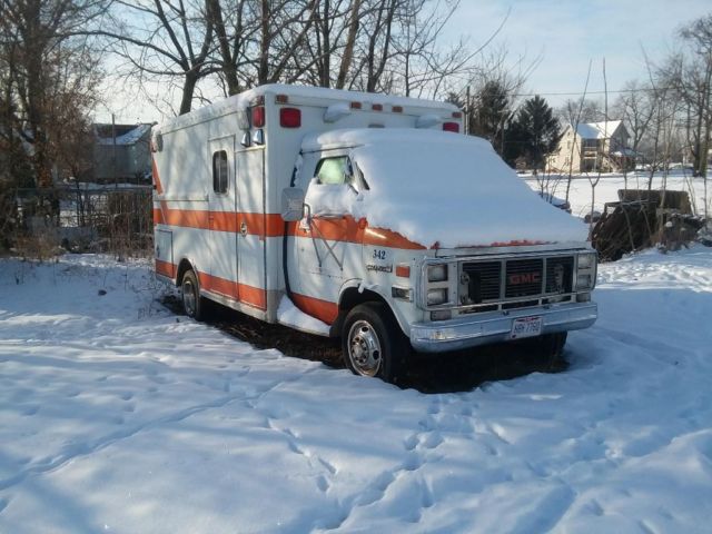 1991 GMC Vandura ambulance