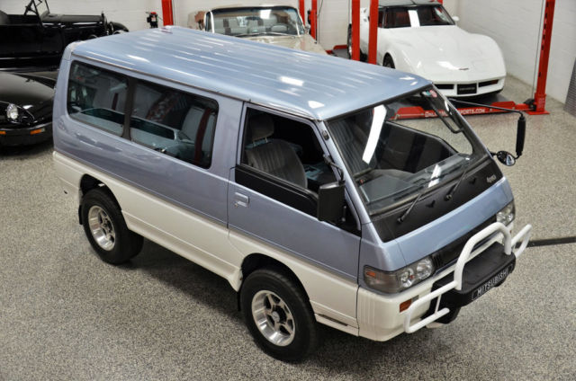 1991 Mitsubishi Delica