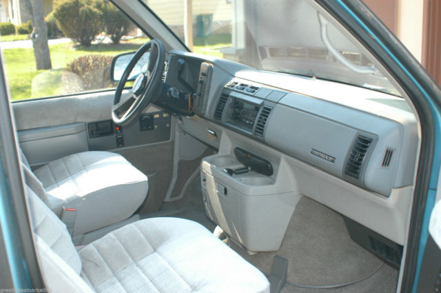 1992 Chevrolet Astro Luxury Touring