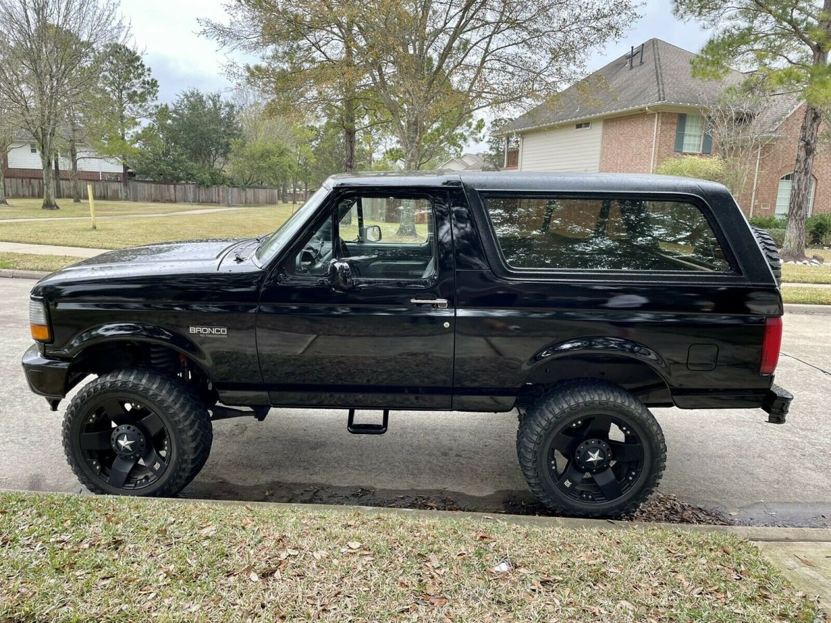 1992 Ford Bronco U100