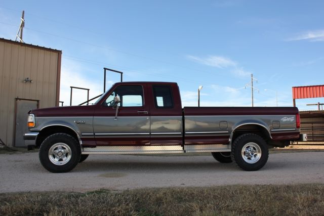 1992 Ford F-250 XLT Lariat Extended Cab Pickup 2-Door