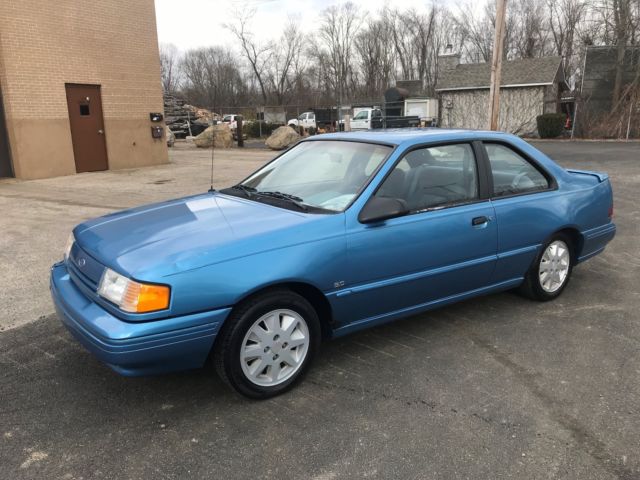 1992 Ford Tempo