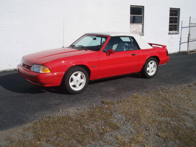 1992 Ford Mustang Limited Edition Summer special convertible