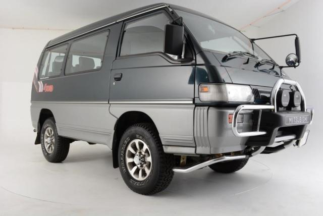 1992 Mitsubishi Delica GLX
