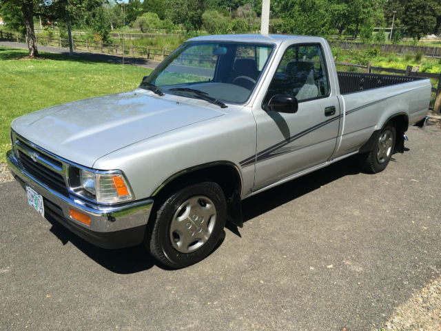 1992 Toyota PICKUP 1992 TOYOTA PICKUP REGULAR CAB DELUXE ONLY 62K