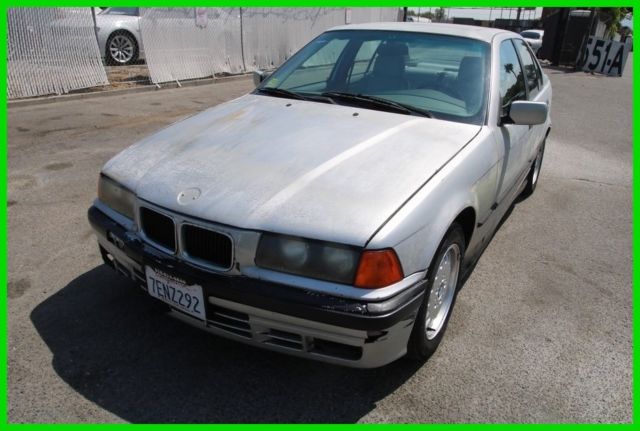 1993 BMW 3-Series 325i