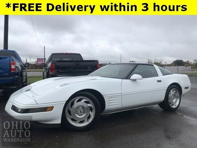 1993 Chevrolet Corvette Base 61K LOW MILES Automatic Cln Carfax We Finance