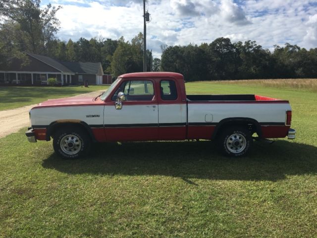 1993 Dodge Other Pickups Club Cab LE