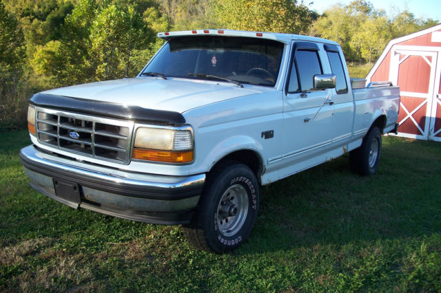 1993 Ford F-150 XLT Extended Cab Pickup 2-Door