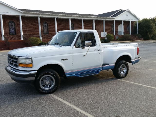 1993 Ford F-150 XL 4x4 Flareside 5.8 with handling and tow package