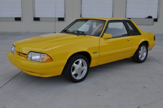 1993 Ford Mustang LX 5.0 Coupe