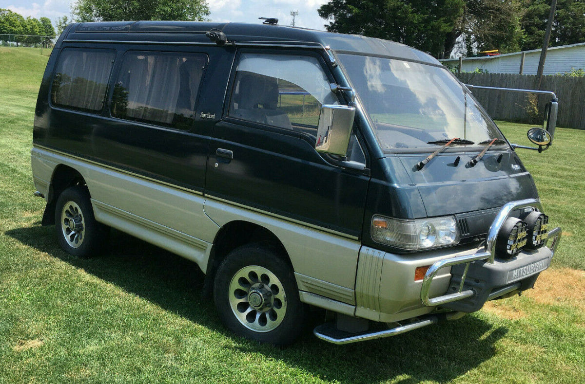 1994 Mitsubishi Delica Starwagon