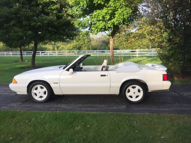 1993 Ford Mustang LX 5.0 Feature Car