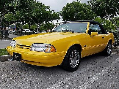 1993 Ford Mustang 2dr