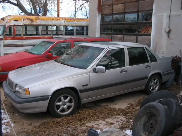 1994 94 Volvo 850 Turbo 4 Door Sedan 2 3 Liter 5 Cylinder Automatic For Sale Photos Technical Specifications Description