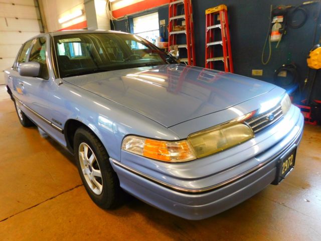 1994 Ford Crown Victoria Police