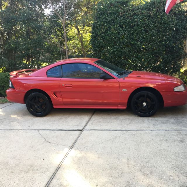 1994 Ford Mustang 2 Dr Coupe