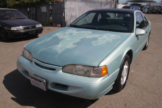 1994 Ford Thunderbird LX Coupe 2-Door