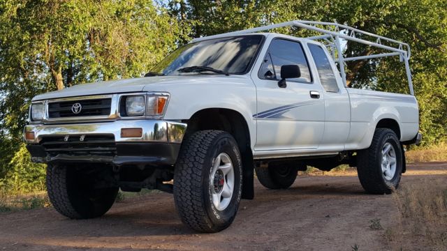 1994 Toyota 4 Wheel drive Pick up touring package
