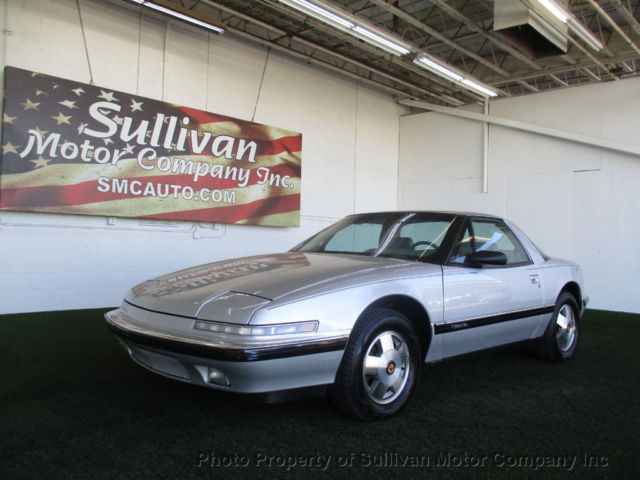 1990 Buick Reatta 2dr Coupe