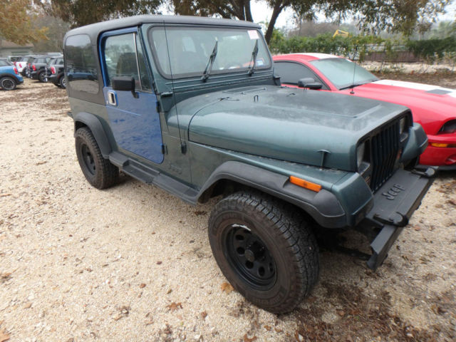 1994 Jeep Wrangler 2DR SAHARA