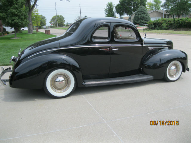 1939 Ford Deluxe Coupe Coupe