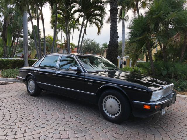 1991 Jaguar XJ Vanden Plas LOW MILES