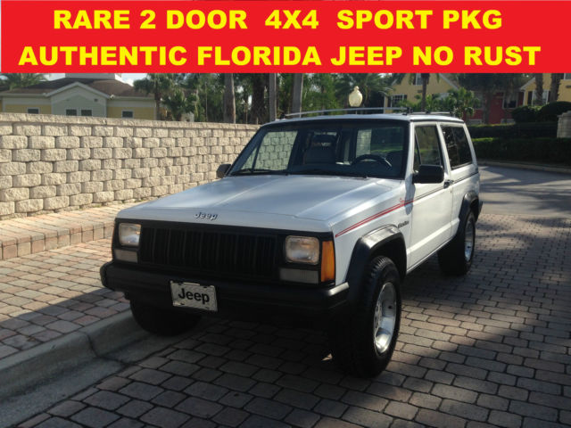 1990 Jeep Cherokee 4X4 LOW MILES RARE 2 DOOR SPORT PKG NO RUST