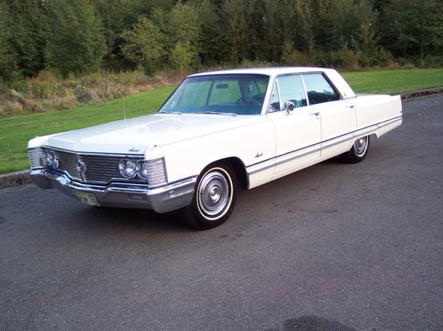 1968 Chrysler Imperial Crown