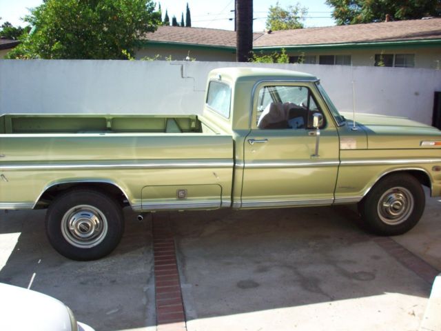 1969 Ford F-250 3/4 ton pick up