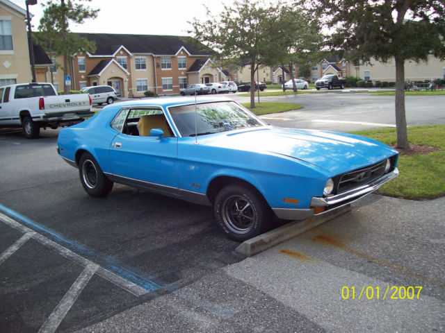 1972 Ford Mustang standard