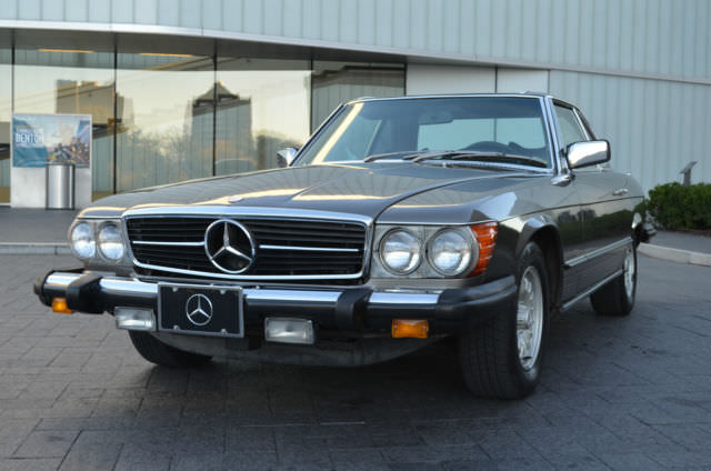 1976 Mercedes-Benz SL-Class Pampered Gem - Great Color Combo - Low Miles