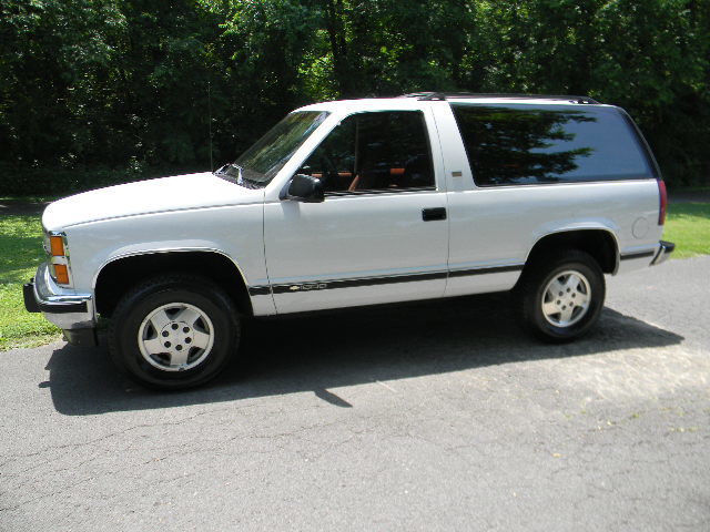 1993 Chevrolet Blazer K 1500 2 DOOR 4WD