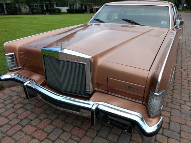 1979 Lincoln Continental 4D