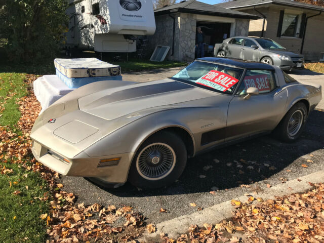 1982 Chevrolet Corvette collectors edition