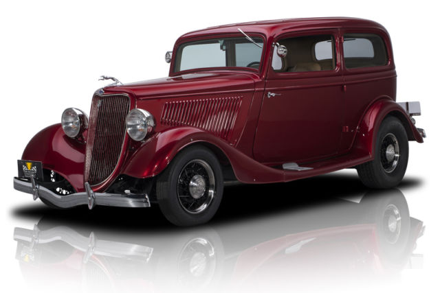 1933 Ford Sedan