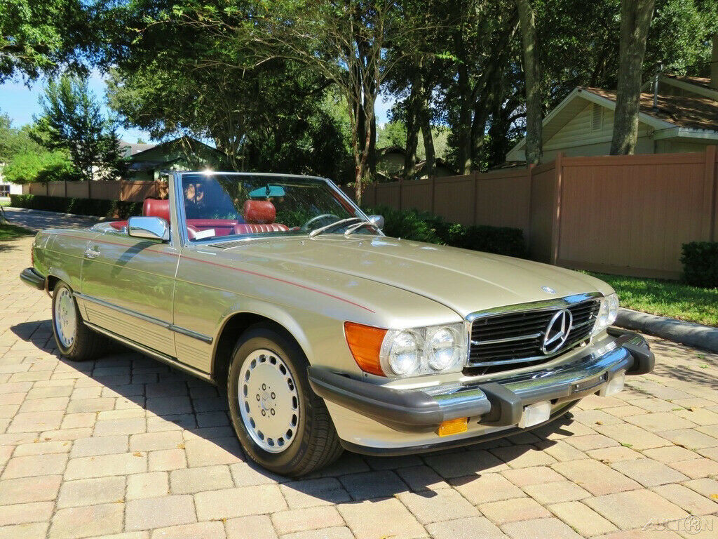 1989 Mercedes-Benz SL-Class 560SL Roadster Gorgeous! only 76k Miles!