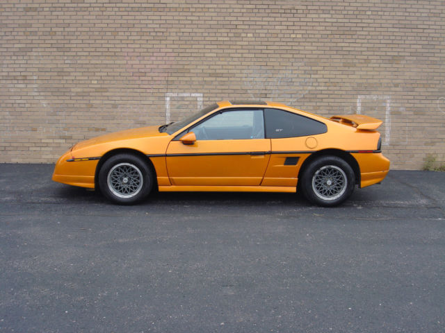 1986 Pontiac Fiero GT V6 Sport Coupe