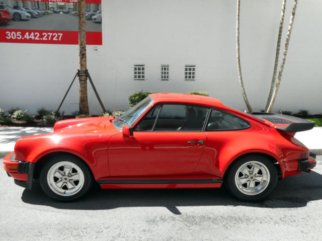 1982 Porsche 911 Turbo Body
