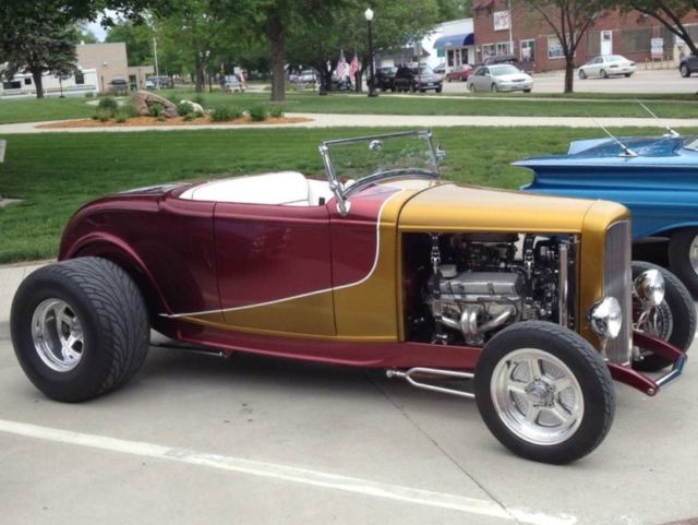 1932 Ford Hiboy Deuce Roadster