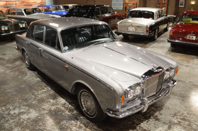1967 Rolls-Royce Silver Shadow - Bentley T 4 door saloon