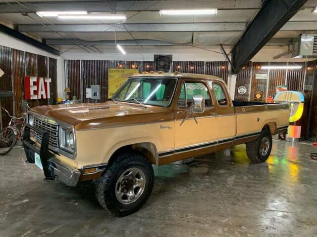 1977 Dodge Other Pickups Club Cab Power Wagon